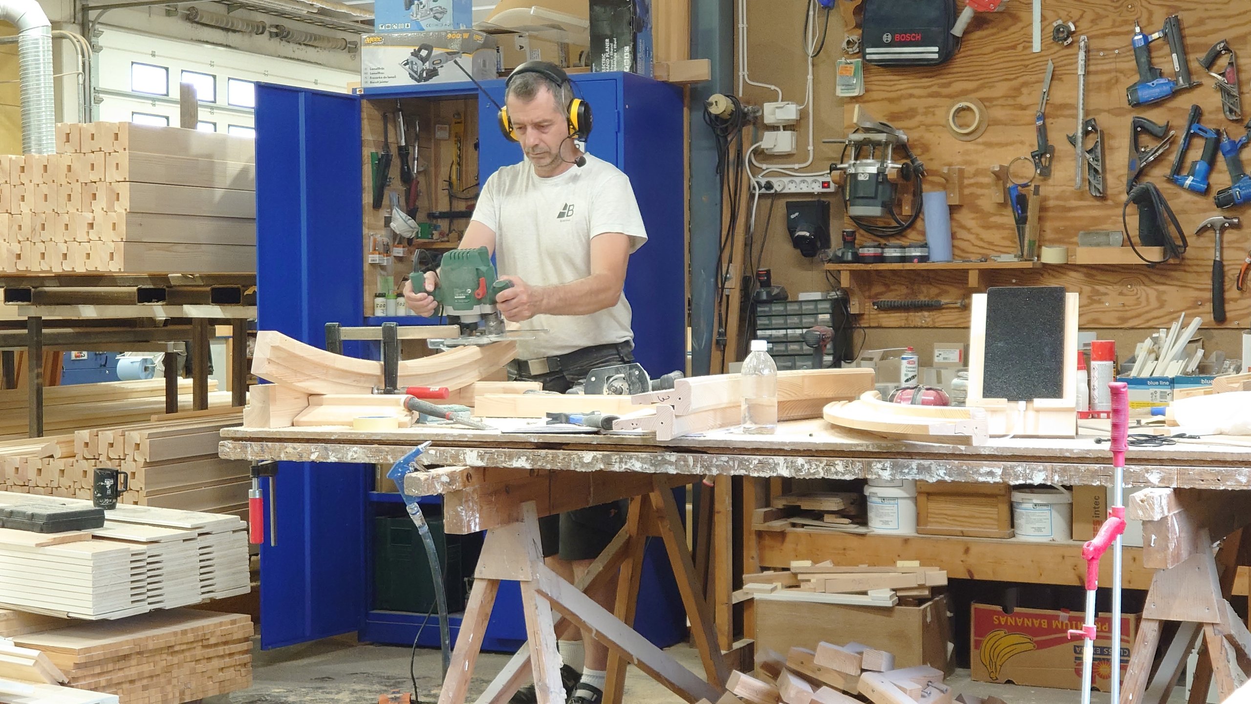 Kurva spesialvindu i produksjon BYV 00375 scaled