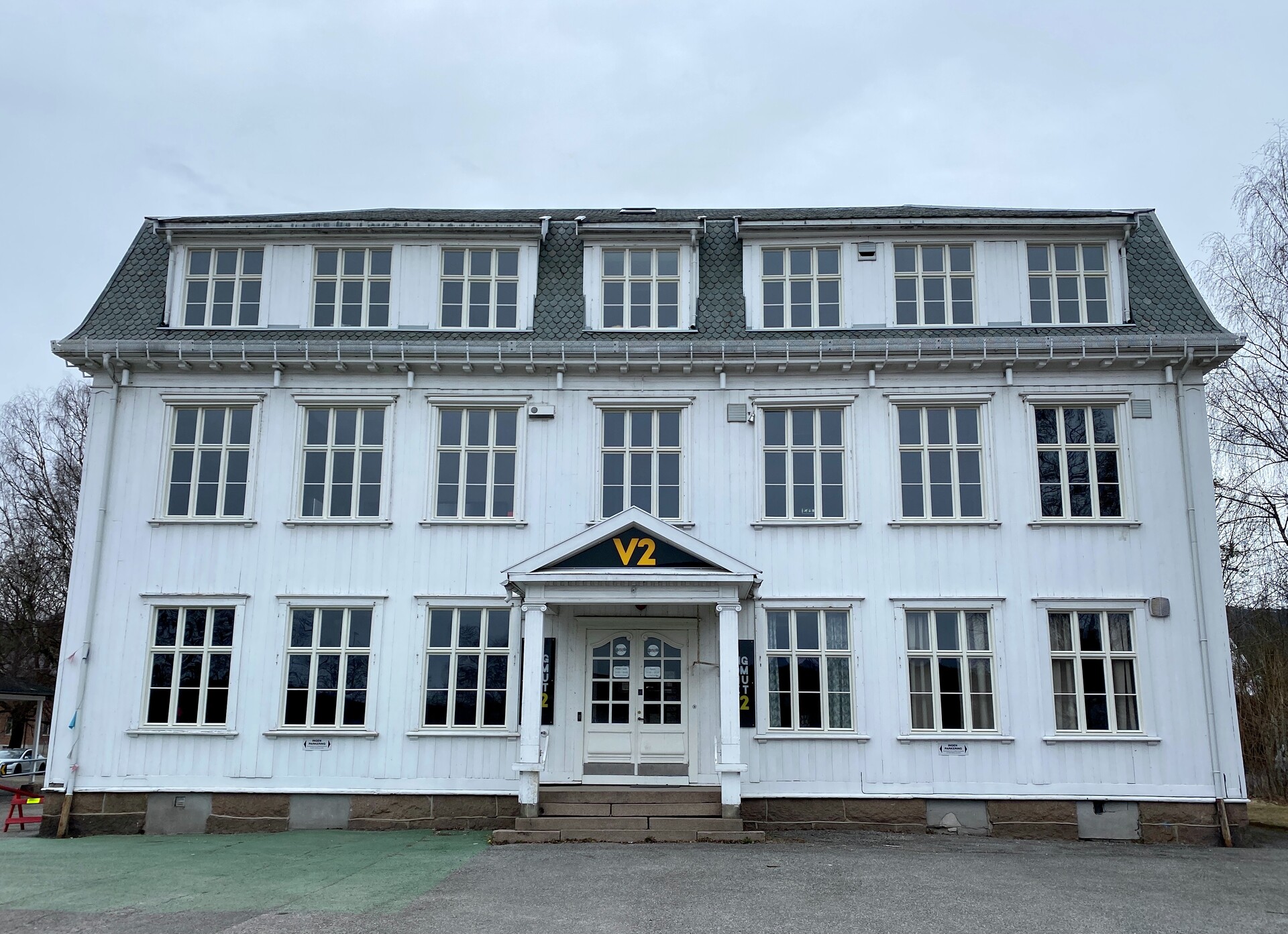 Gamle Hegg skole i Lier BYV 00838 1920 Foto Ingvild Hovden