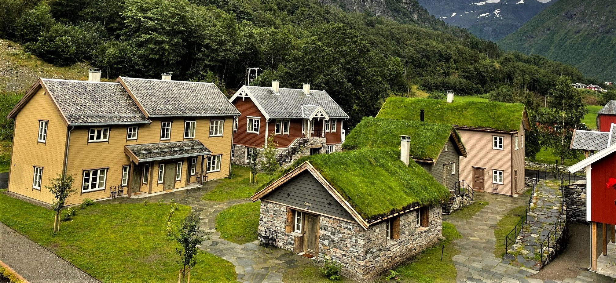 Klyngetun pa Hotel Union oye BYV 01222 Foto Synnove Skeie Fosse e1661519841124