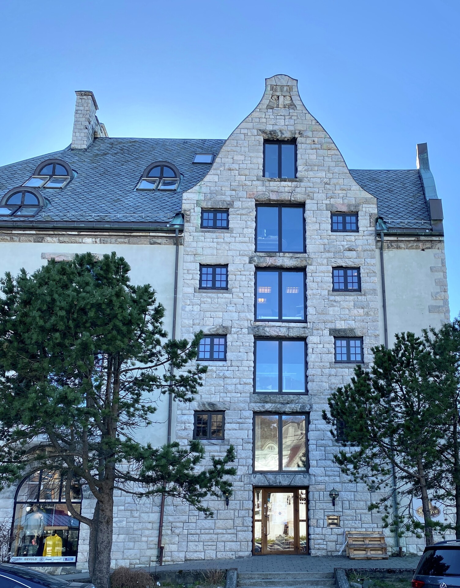 Ronnebergbua i alesund BYV 01680 1920 Foto Ingvild Hovden