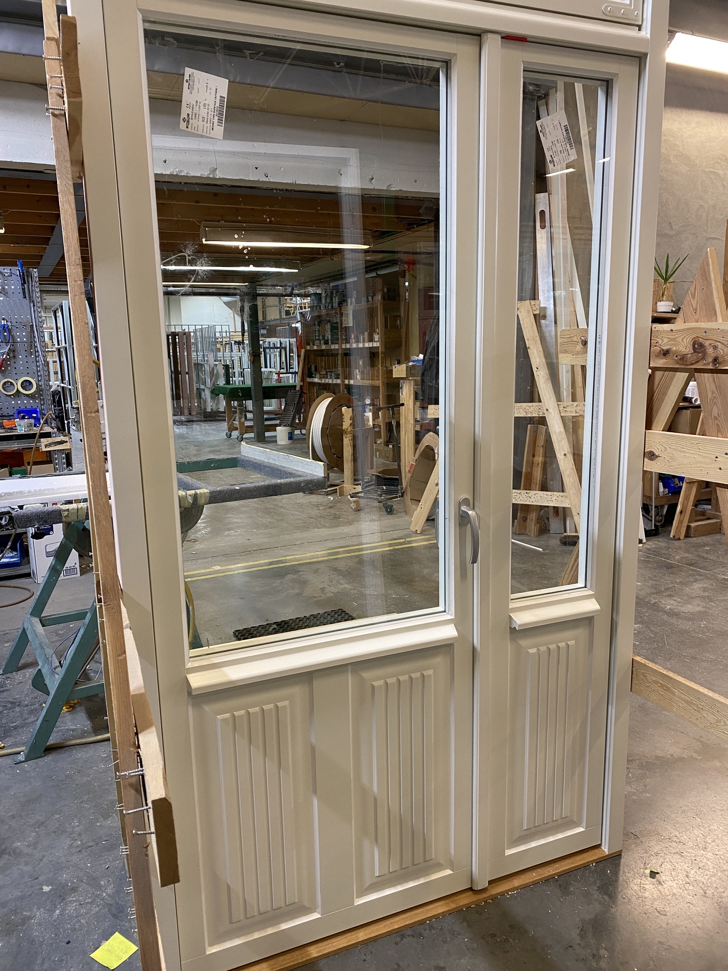 Balkongdor med friste spor BYV 01631 Foto Ingvild Hovden