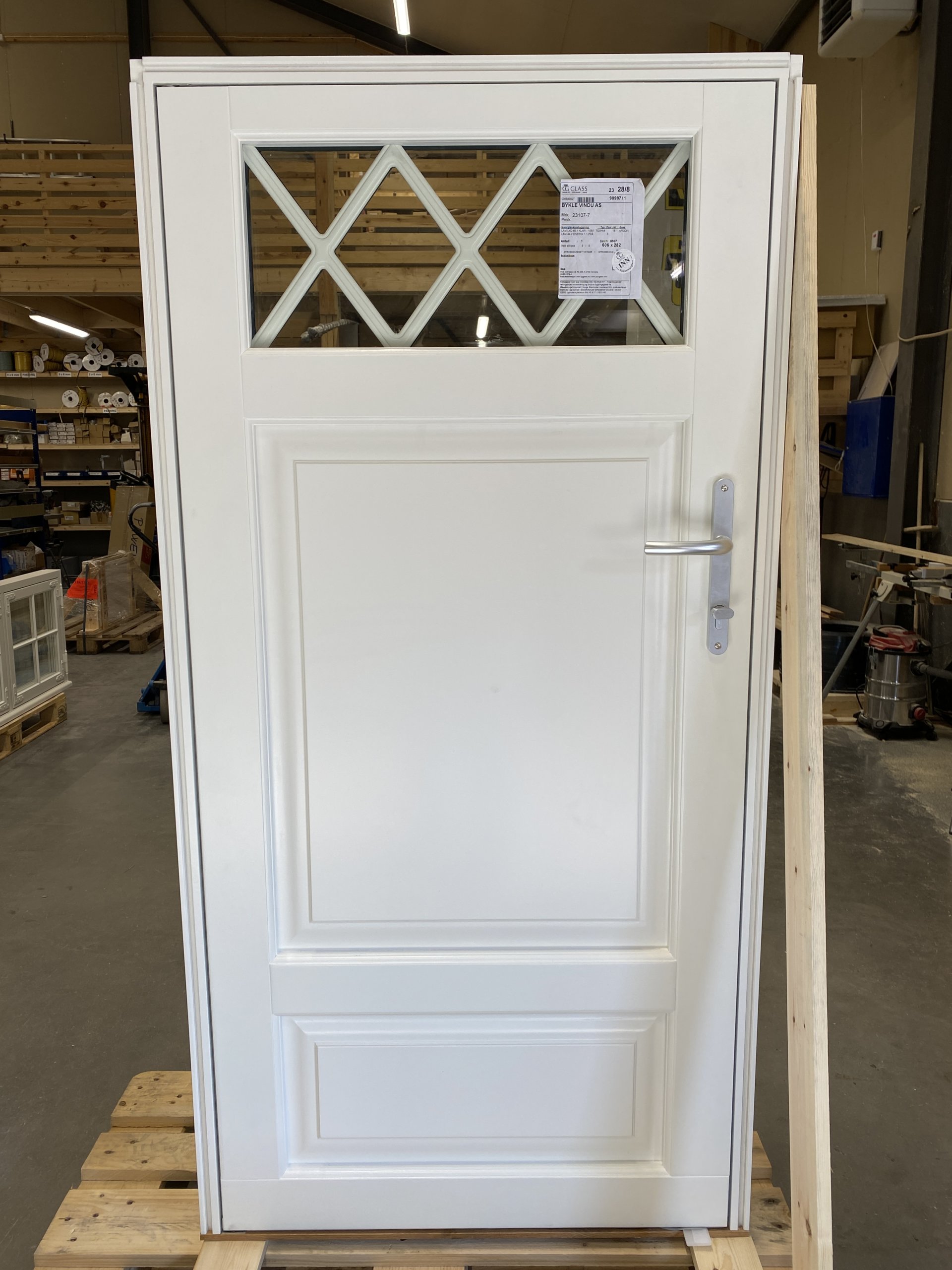 Innadslaende iSOKiTT ytterdor BYV 01734 scaled